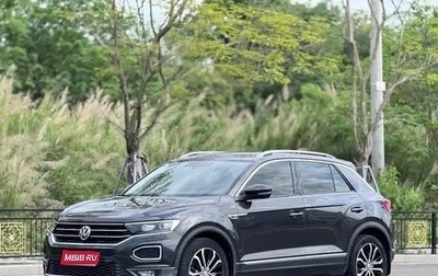 Volkswagen T-Roc I, 2022 год, 1 377 123 рублей, 1 фотография