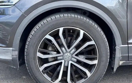 Volkswagen T-Roc I, 2022 год, 1 377 123 рублей, 9 фотография