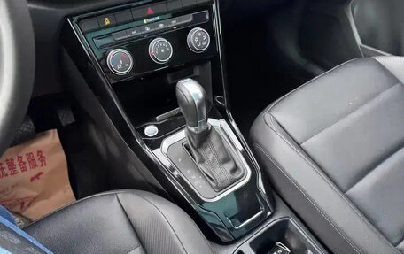 Volkswagen T-Roc I, 2022 год, 1 377 123 рублей, 15 фотография