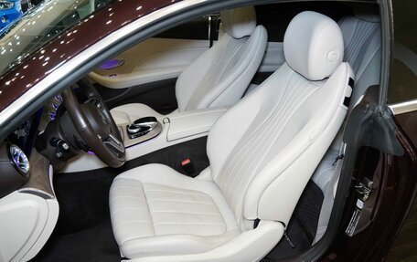 Mercedes-Benz E-Класс, 2019 год, 3 990 000 рублей, 10 фотография