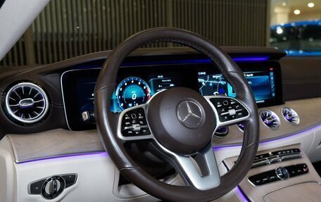 Mercedes-Benz E-Класс, 2019 год, 3 990 000 рублей, 14 фотография