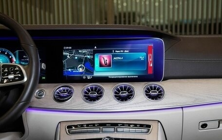 Mercedes-Benz E-Класс, 2019 год, 3 990 000 рублей, 20 фотография