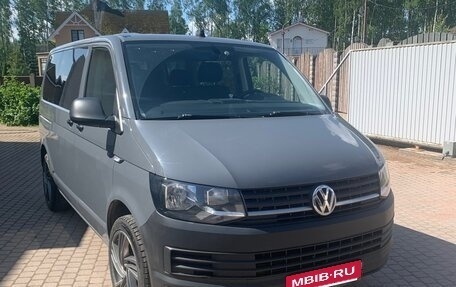 Volkswagen Caravelle T6 рестайлинг, 2018 год, 2 650 000 рублей, 12 фотография