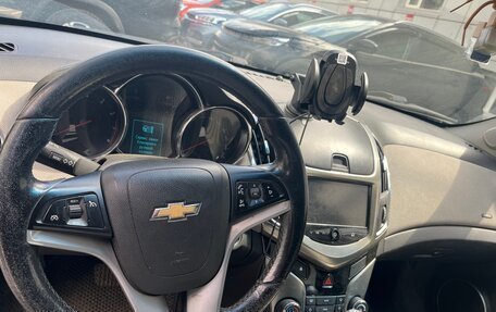 Chevrolet Cruze II, 2013 год, 750 000 рублей, 9 фотография