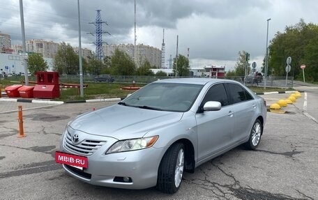 Toyota Camry, 2006 год, 1 350 000 рублей, 2 фотография