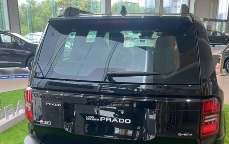 Toyota Land Cruiser Prado, 2024 год, 7 440 500 рублей, 4 фотография