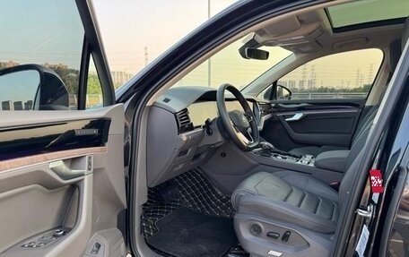 Volkswagen Touareg III, 2021 год, 4 200 002 рублей, 17 фотография