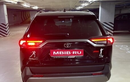 Toyota RAV4, 2020 год, 3 250 000 рублей, 3 фотография