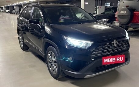 Toyota RAV4, 2020 год, 3 250 000 рублей, 6 фотография