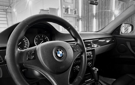 BMW 3 серия, 2011 год, 1 550 000 рублей, 15 фотография