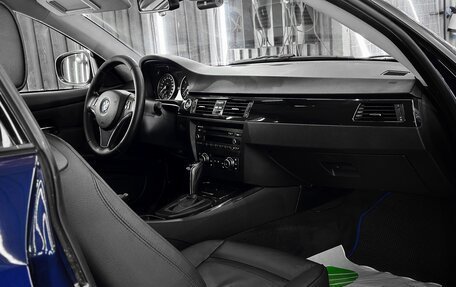 BMW 3 серия, 2011 год, 1 550 000 рублей, 14 фотография