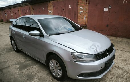 Volkswagen Jetta VI, 2011 год, 450 000 рублей, 3 фотография