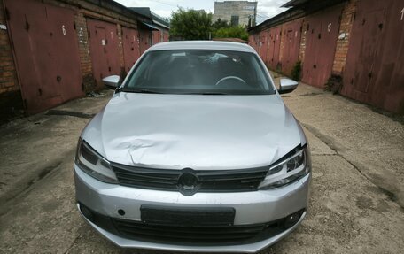 Volkswagen Jetta VI, 2011 год, 450 000 рублей, 2 фотография