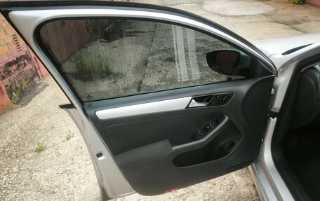 Volkswagen Jetta VI, 2011 год, 450 000 рублей, 9 фотография