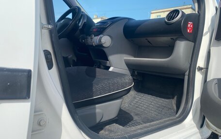 Peugeot 107 I рестайлинг, 2009 год, 490 000 рублей, 8 фотография