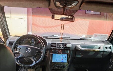 Mercedes-Benz G-Класс W463 рестайлинг _ii, 2005 год, 3 100 000 рублей, 2 фотография