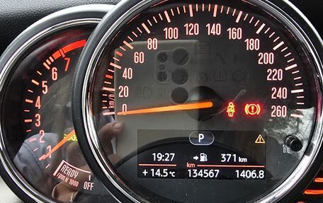 MINI Hatch, 2014 год, 1 400 000 рублей, 11 фотография