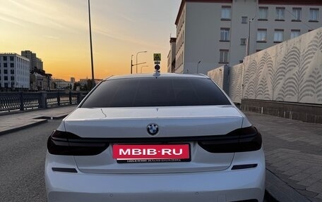 BMW 7 серия, 2015 год, 3 500 000 рублей, 3 фотография