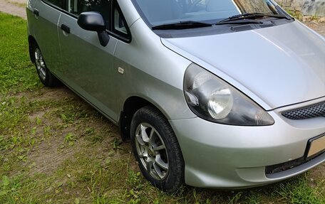 Honda Jazz I рестайлинг, 2004 год, 570 000 рублей, 5 фотография