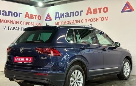 Volkswagen Tiguan II, 2017 год, 2 422 000 рублей, 3 фотография