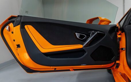 Lamborghini Huracán, 2020 год, 26 000 000 рублей, 17 фотография
