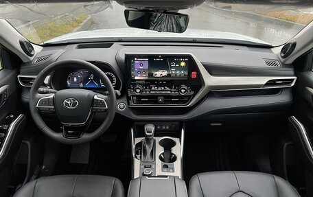 Toyota Highlander, 2025 год, 5 390 000 рублей, 2 фотография