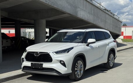Toyota Highlander, 2025 год, 5 390 000 рублей, 4 фотография