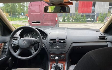 Mercedes-Benz C-Класс, 2008 год, 900 000 рублей, 14 фотография