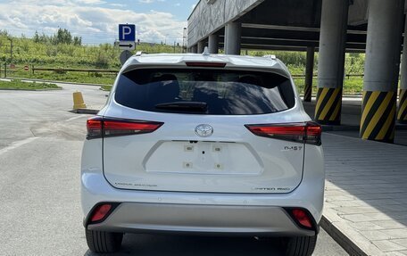 Toyota Highlander, 2025 год, 5 390 000 рублей, 7 фотография