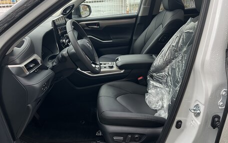 Toyota Highlander, 2025 год, 5 390 000 рублей, 15 фотография