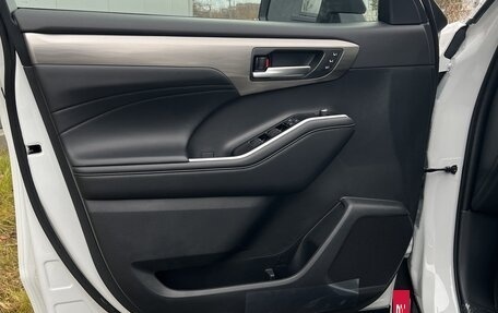 Toyota Highlander, 2025 год, 5 390 000 рублей, 12 фотография