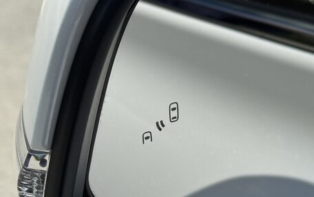 Toyota Highlander, 2025 год, 5 390 000 рублей, 39 фотография