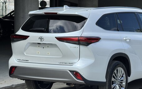 Toyota Highlander, 2025 год, 5 390 000 рублей, 40 фотография