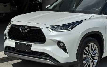 Toyota Highlander, 2025 год, 5 390 000 рублей, 38 фотография