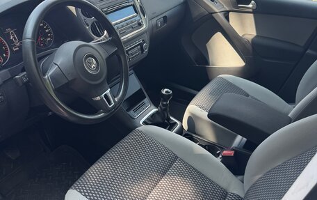 Volkswagen Tiguan I, 2011 год, 1 200 000 рублей, 4 фотография