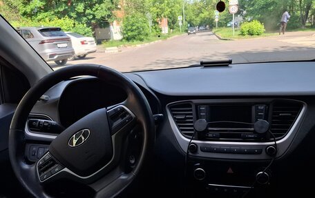 Hyundai Solaris II рестайлинг, 2018 год, 1 450 000 рублей, 11 фотография