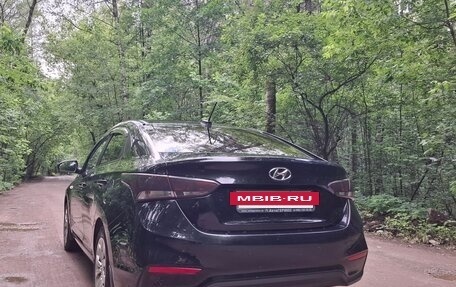 Hyundai Solaris II рестайлинг, 2018 год, 1 450 000 рублей, 3 фотография
