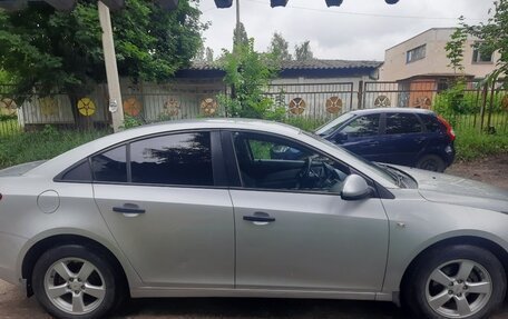 Chevrolet Cruze II, 2011 год, 670 000 рублей, 7 фотография