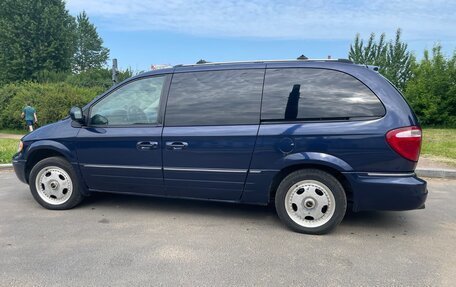 Chrysler Town & Country IV, 2006 год, 795 000 рублей, 7 фотография