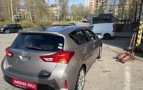 Toyota Auris II, 2013 год, 1 200 000 рублей, 6 фотография