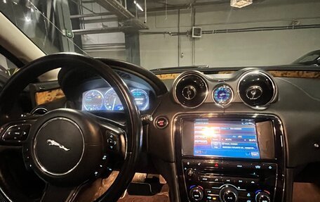 Jaguar XJ IV (X351), 2010 год, 1 650 000 рублей, 8 фотография