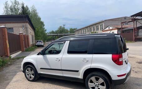 Skoda Yeti I рестайлинг, 2013 год, 1 000 000 рублей, 4 фотография