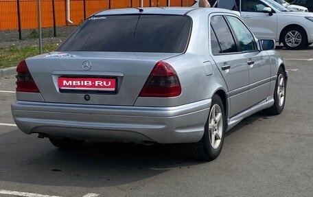 Mercedes-Benz C-Класс, 1997 год, 380 000 рублей, 1 фотография
