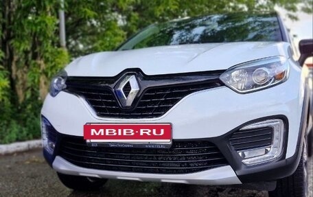 Renault Kaptur I рестайлинг, 2018 год, 1 728 000 рублей, 10 фотография