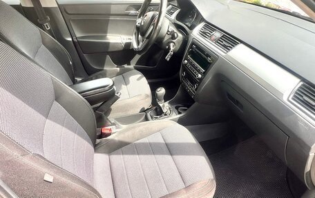 Skoda Rapid I, 2014 год, 820 000 рублей, 23 фотография