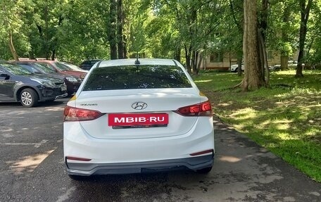Hyundai Solaris II рестайлинг, 2018 год, 650 000 рублей, 4 фотография