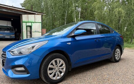 Hyundai Solaris II рестайлинг, 2017 год, 1 500 000 рублей, 4 фотография