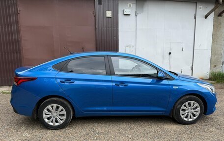 Hyundai Solaris II рестайлинг, 2017 год, 1 500 000 рублей, 5 фотография