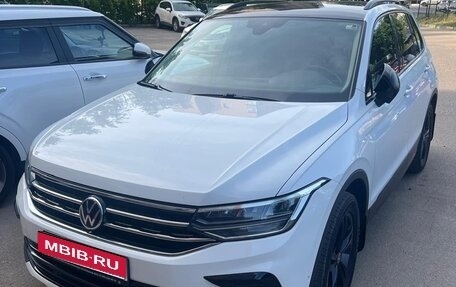 Volkswagen Tiguan II, 2021 год, 3 450 000 рублей, 1 фотография