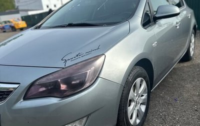 Opel Astra J, 2011 год, 780 000 рублей, 1 фотография